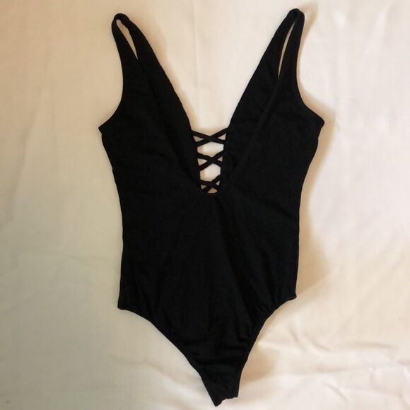 Glamorous Women’s thong black bodysuit size XS (extra small) - Picture 3 of 3